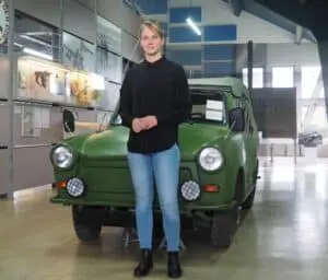 Die Kulturstaatssekretärin Tina Beer, hier bei einem Besuch im Haus auf der Grenze, ist die neue stellvertretende Vorsitzende im Stiftungsrat der Point Alpha Stiftung.