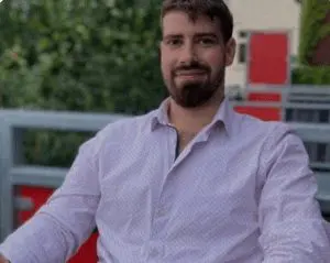 Ahmad Bayan.