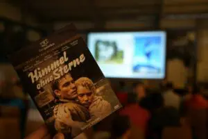 „Himmel ohne Sterne“ entstand 1955 unter Regie von Helmut Käutner und wurde als zweiter von vier Filmen im Sommerkino der Point Alpha Stiftung gezeigt. Foto: Johannes Schneider