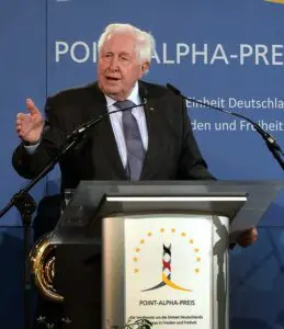 Bis zum heutigen Tag eng mit Point Alpha verbunden: Prof. Dr. Bernhard Vogel.