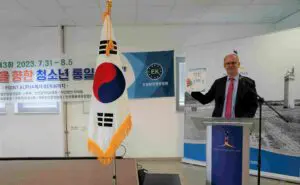 Michael Brand wünscht auch den Koreanern das Wunder der Einheit.