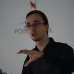 Philipp Metzler beim abschließenden Vortrag über den Strukturwandel in der Rhön vor und nach der Wende.