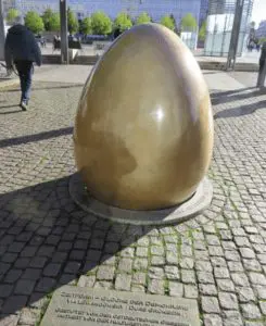 Die Glocke der Demokratie.