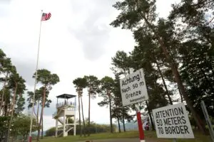 Point Alpha will die Erinnerungen der zwischen 1970 und 1985 in der DDR und der Bundesrepublik geborenen Menschen zusammenzubringen und sichtbar zu machen.