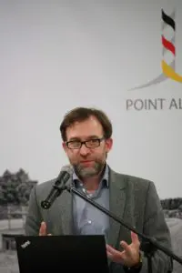 Der Referent Dr. Christopher Neumaier nahm die "Rolle der Frau" in Ost und West in den Blick. Fotos Johannes Schneider