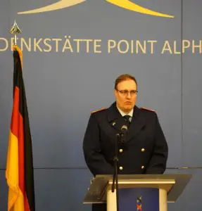 Brigadegeneral Bernd Stöckmann sprach für das hessische Landeskommando der Bundeswehr.