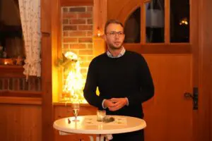 In seinen Ausführungen ließ der Geschäftsführende Vorstand Benedikt Stock noch einmal die großen Ereignisse aus dem Jahr 2024 Revue passieren und er bedankte sich für bei der gesamten Point-Alpha-Familie für das bemerkenswerte Engagement.