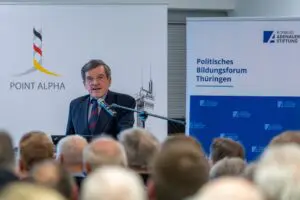 Nahm auch Deutschlands künftige Rolle zur Sicherheit Europas in den Blick: Brigadegeneral a.D. Rainer Meyer zum Felde. Alle Fotos: Johannes Schneider