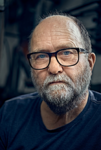 Der Künstler Ulrich Barnickel führt zur Eröffnung am 9. März um 15 Uhr durch die Ausstellung.