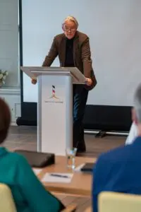 Prof. Dr. Norbert Frei eröffnete den ersten Seminartag. Fotos: Niklas Kolb