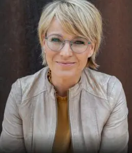 Die Moderatorin Andrea Ballschuh. Foto: privat/Screenshot