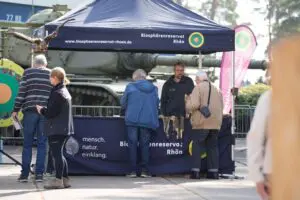 Die Vielfalt und die Faszination von Landschaft und Natur stellte das UNESCO-Biosphärenreservat an einem Infostand in den Blickpunkt. Fotos: Johannes Schneider