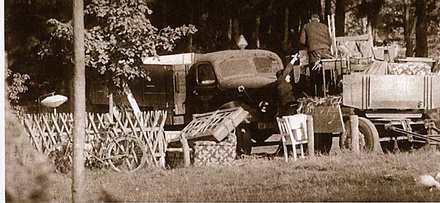 Zwangsräumung der Buchenmühle vor der Schleifung. Recht lang ist die Liste der geschleiften Höfe, die sich in der näheren Umgebung des Lern- und Begegnungsortes Point Alpha befunden haben.