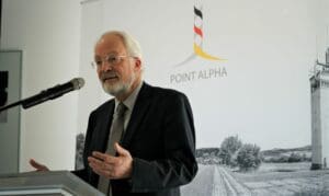 Zu Gast im Haus auf der Grenze: Historiker und Autor Hermann Wentker.