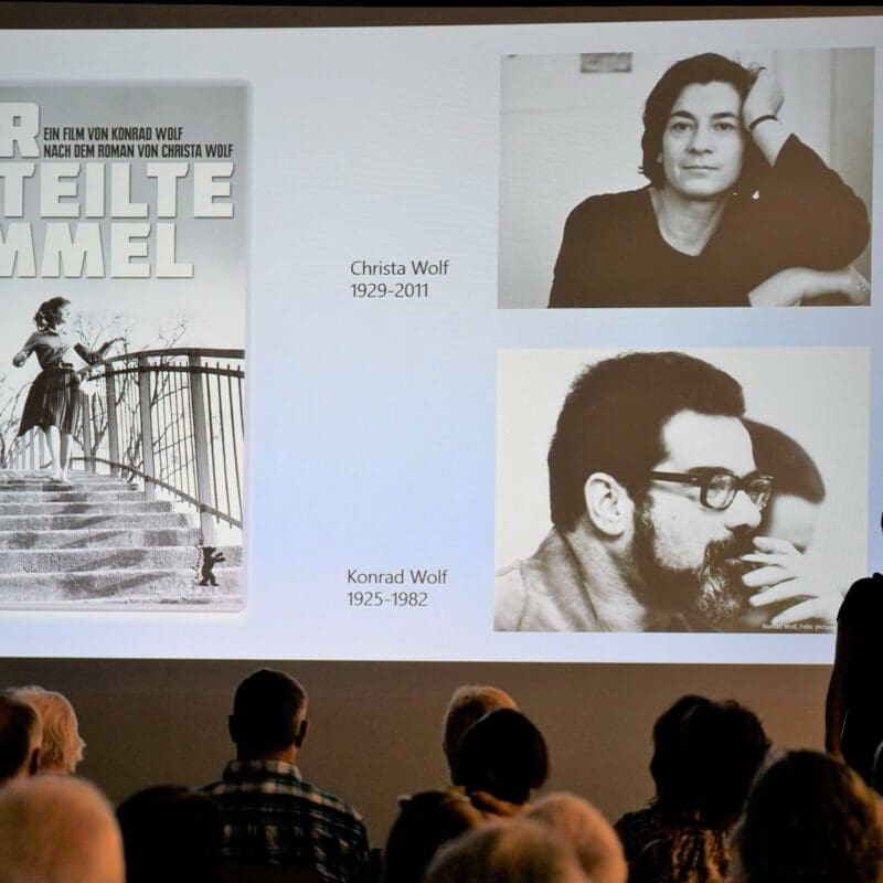 Mit dem Film „Der geteilte Himmel“ fand das Sommerkino 2022 auf Point Alpha seinen Abschluss. Im nächsten Jahr wird diese besondere Kino-Reihe im US Camp aber fortgesetzt.