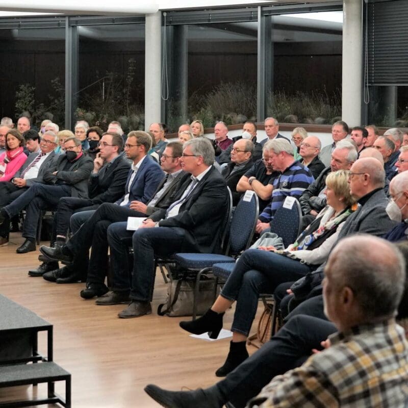 Ein beliebtes Format: Was ist Heimat? lautet das Thema beim 14. Geisaer Schlossgespräch im Gangolfisaal.