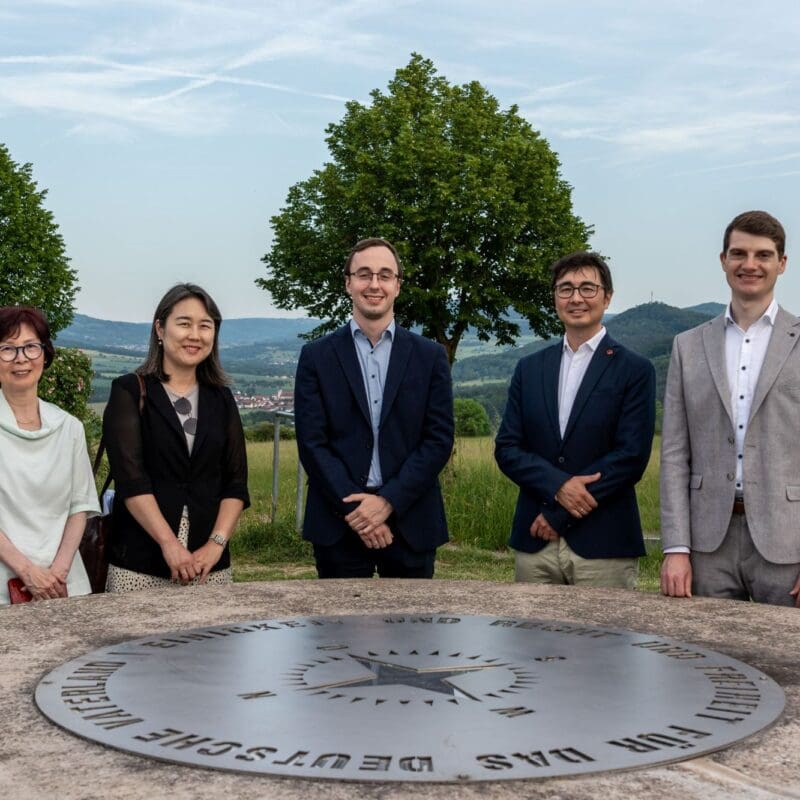Initiatoren und Ehrengäste (von links): Chin Im; Eunju Hong (Konsulin der Republik Korea), Philipp Metzler; Dr. Florian Pölking und Tim Keller.